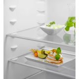 VGRADNI HLADILNIK Z ZAMRZOVALNIKOM ELECTROLUX ENA7NE18S