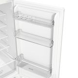 VGRADNI HLADILNIK Z ZAMRZOVALNIKOM GORENJE RKI517E4