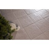 BETONSKA PLOŠČA ZOBEC INDIGO TEMNO RJAVA 40X40X3.8 CM