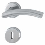 INOX KLJUKA ZA VRATA HOPPE ABERDEEN Z ROZETO KLJUČ F69