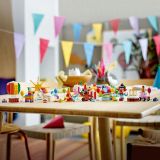 KOCKE LEGO 11029 CLASSIC USTVARJALNA ŠKATLA