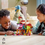 KOCKE LEGO DISNEY PRINCESS HIŠA MADRIGAL 43202