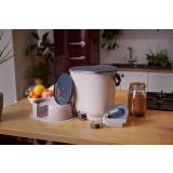 KOŠ ZA BIOLOŠKE ODPADKE PLASTIKA SKAZA BOKASHI ORGANKO ESSENTIAL Z BAZO, 15.3 L, SIV