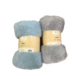 DEKORATIVNA ODEJA MQ 150X200 CM TEEDY ARKTIČNO MODRA