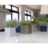 PE NOTRANJI LONEC OSLO KVADRATEN 17CM MODER