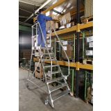 PROSTOSTOJEČA LESTEV KRAUSE STABILO PREMIČNI PODEST 7STOPNIC ENOSTRANSKI BREZ ROČAJEV