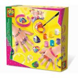 IGRAČA SES PRSTANI & ZAPESTNICE