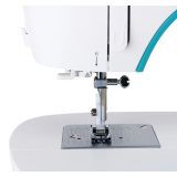 ŠIVALNI STROJ SINGER M3305