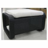 STOL IZ UMETNEGA RATANA BIVA VANCOUVER TABURE Z BELO BLAZINO