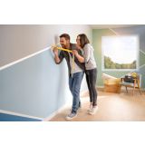 TESA ZAŠČITNI TRAK PERFECT+ 50M X 50MM, ZA KVALITETNO MASKIRANJE V NOTRANJIH PROSTORIH.