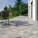 BETONSKI TLAKOVEC SEMMELROCK UMBRIANO 25/25/8 CM GRANITNO SIVO BELA
