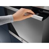 VGRADNA PEČICA ELECTROLUX EOH3F00BX
