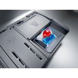 VGRADNI POMIVALNI STROJ BOSCH SMV4HTX11E