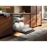 VGRADNI POMIVALNI STROJ ELECTROLUX E62LB200T