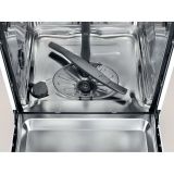 VGRADNI POMIVALNI STROJ ELECTROLUX E72LB210S
