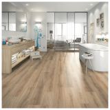 VODOODPOREN POD EGGER HOME DESIGN NARAVNI RJAVI HRAST EHD001 1295X192X5 MM