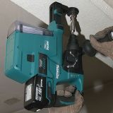 AKUMULATORSKO VRTALNO KLADIVO DHR243RFJV