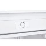 ZAMRZOVALNA OMARA CANDY CUHS 38FW