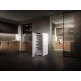 ZAMRZOVALNA OMARA LIEBHERR FNC6625