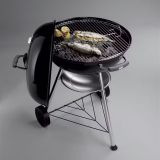 ŽAR NA OGLJE WEBER COMPACT KETTLE 57 CM ČRN