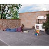 BETONSKI IZDELEK ZOBEC ZIDAK 1 STRANO LOMLJEN PEŠČENO BEL200X400X190 MM