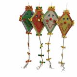 JESENSKA DEKORACIJA GLOSSTYLE ZMAJ 40X43X110 CM RAZLIČ- NE BARVE Z NAPISOM