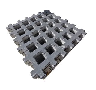 BETONSKA PLOŠČA KOGRAD TRAVNA PLOŠČA 50X50X8 ČRNA