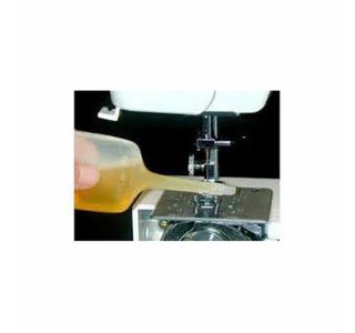 DODATKI ZA ŠIVALNE STROJE LANGO OLJE ZA ŠIVALNI STROJ 0.05 L DODATKI ZA ŠIVALNE STROJE LANGO OLJE ZA ŠIVALNI STROJ 0.05 L