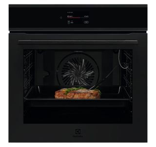 VGRADNA PEČICA ELECTROLUX EOE9P3XT