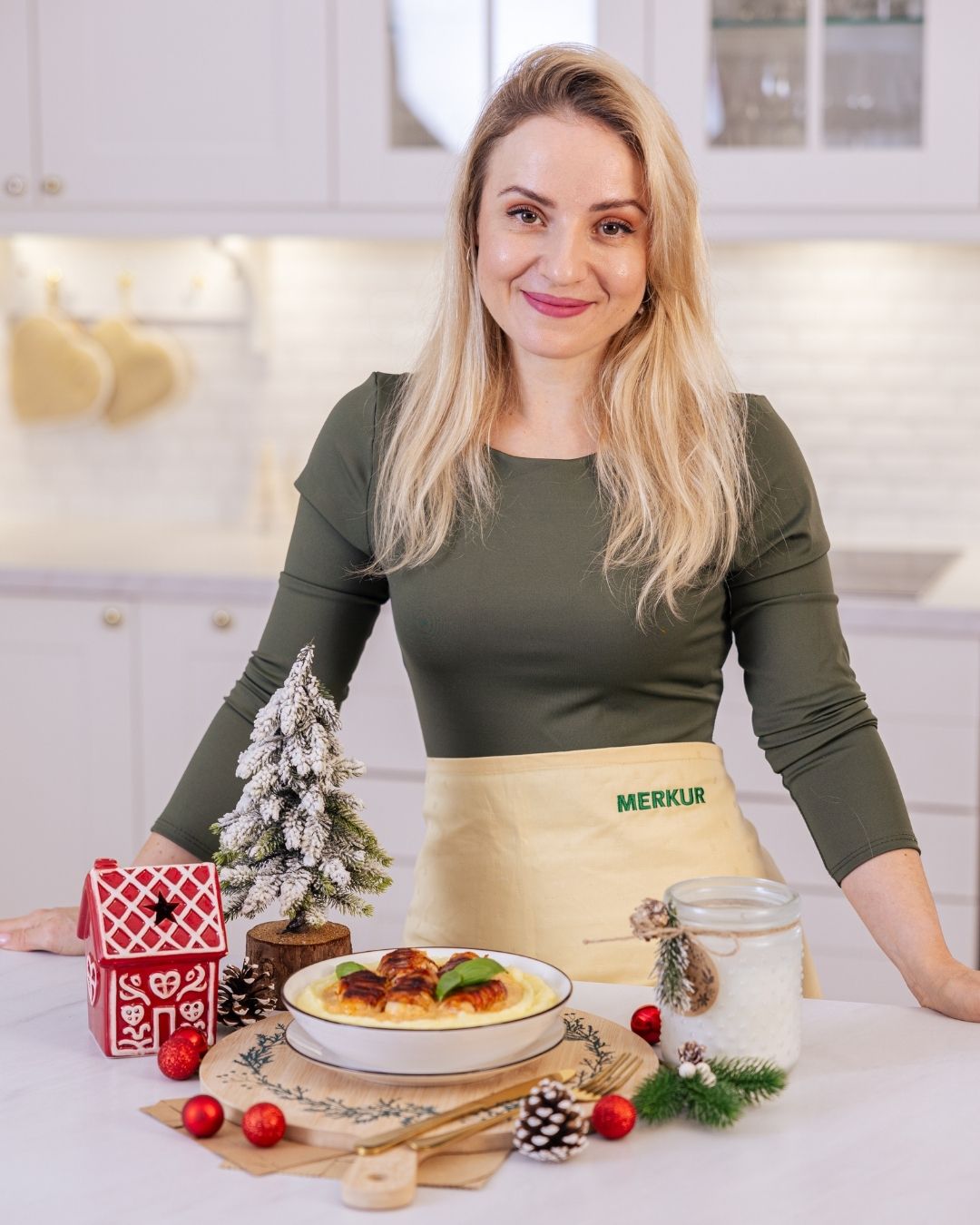  Ajdovi Žganci z Ocvirki in Mlekom