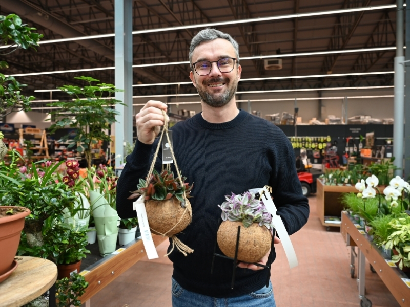 Kokosov lonček je lahko izvirno darilo.