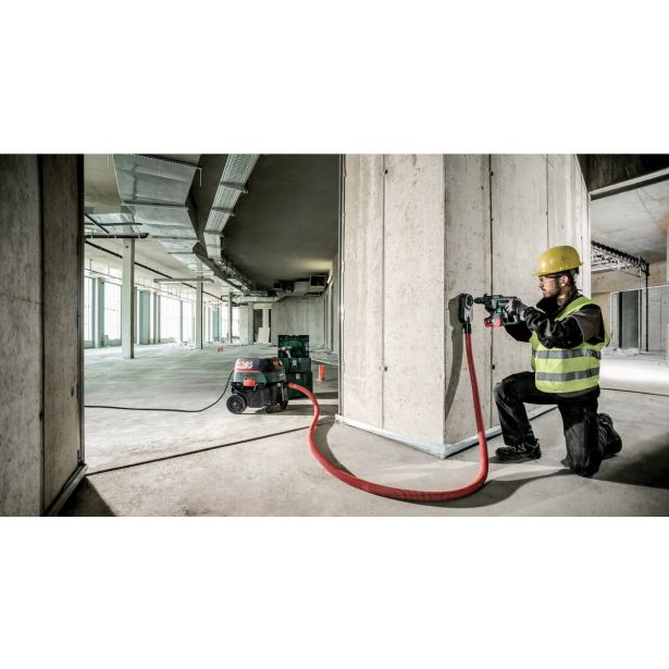 BATERIJSKI UDARNI VRTALNIK METABO SBE 18 LTX