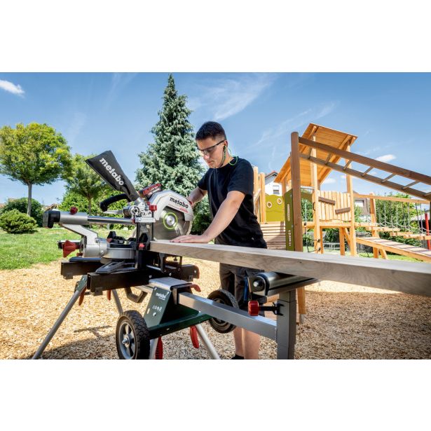 AKUMUL. ZAJERALNA ŽAGA METABO KGS 18 LTX BL 305