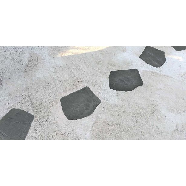 IZDELEK IZ KAMNA ALPCOLOR STOPNIK IZ UMETNEGA KAMNA TEMNO SIV 36-42, DEB 2CM