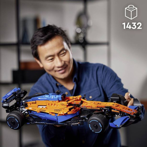 KOCKE LEGO TECHNIC XMCLAREN FORM 1 DIRKALNI AVTOMOBIL 42145