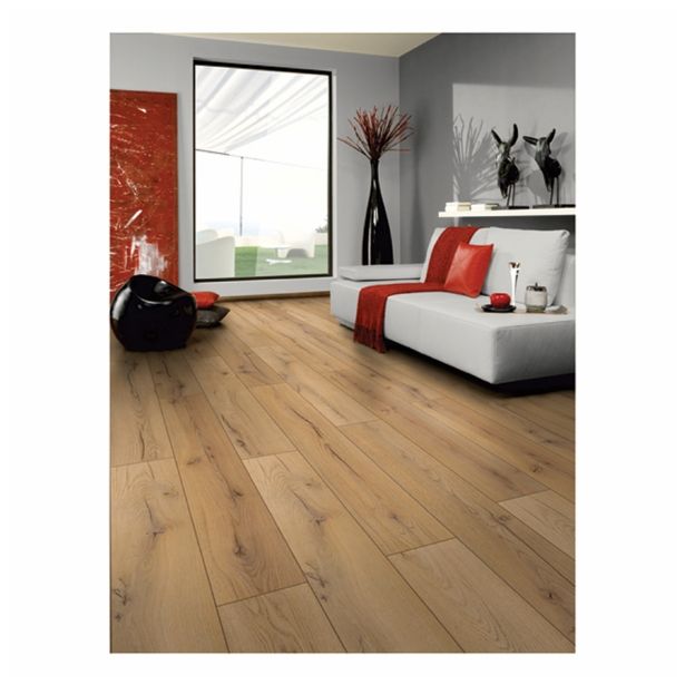 LAMINAT, 8MM, 32. RAZRED SUPERIOR CATWALK HRAST CENTURY BEIGE D 4176