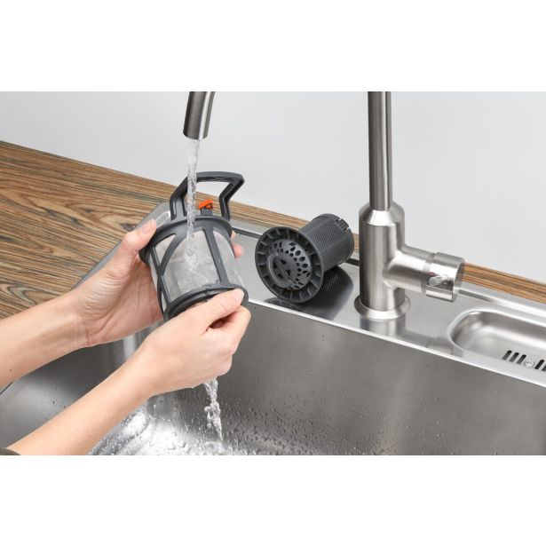 POMIVALNI STROJ ELECTROLUX ESS42220SW