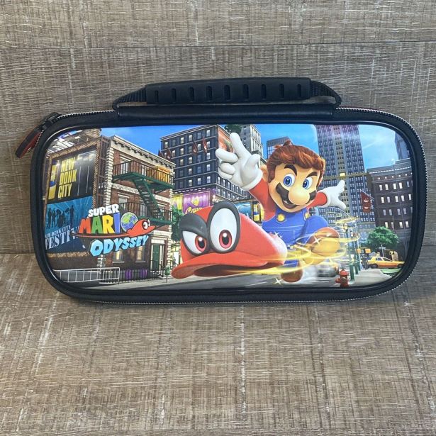 POTOVALNA TORBICA NINTENDO SWITCH MARIO ODYSSEY BIGBEN