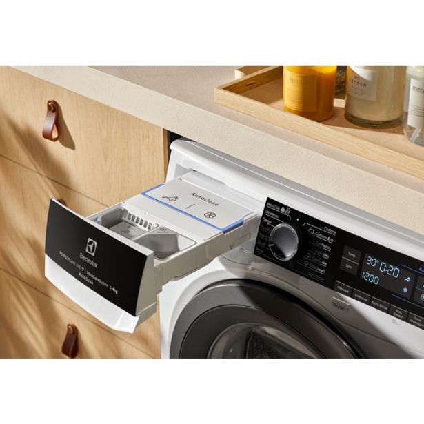 PRALNI STROJ ELECTROLUX EW8F169ASA