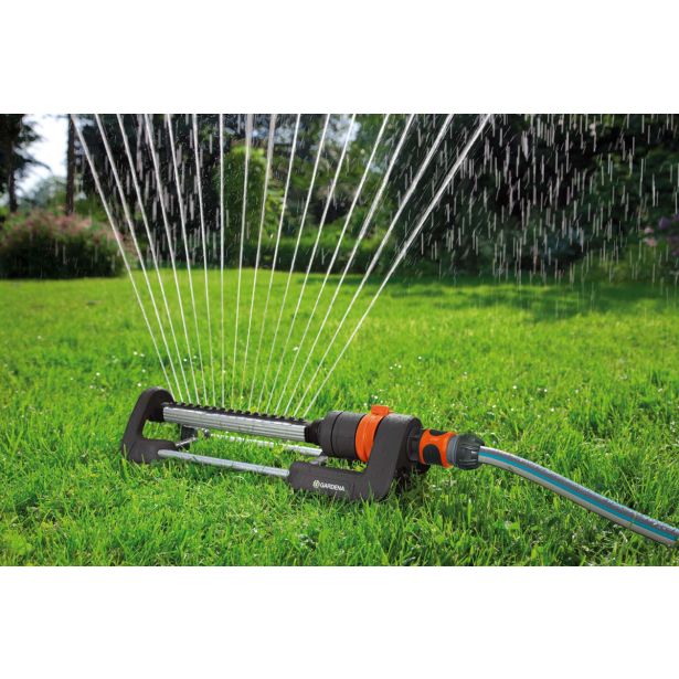 RAZPRŠILNIK ZA ZALIVANJE GARDENA ZALIVALNIK AQUA M
