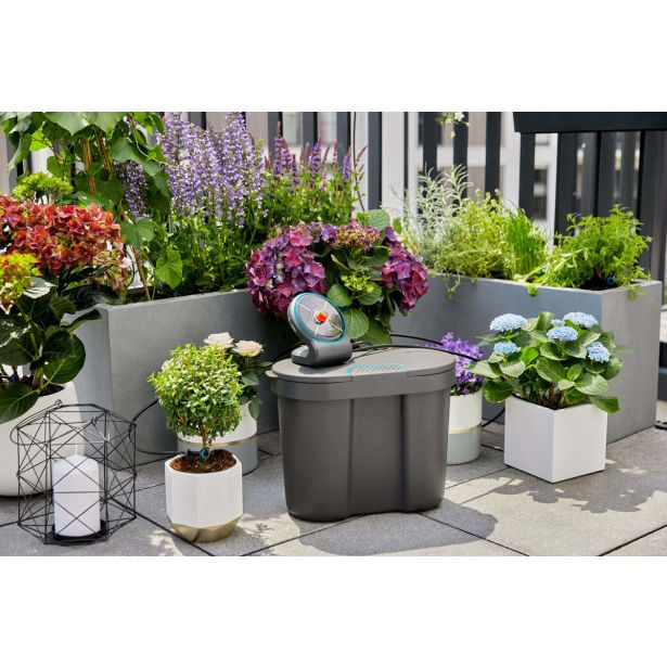 SISTEM ZA ZALIVANJE GARDENA AQUABLOOM KOMPLET S POSODO ZA VODO