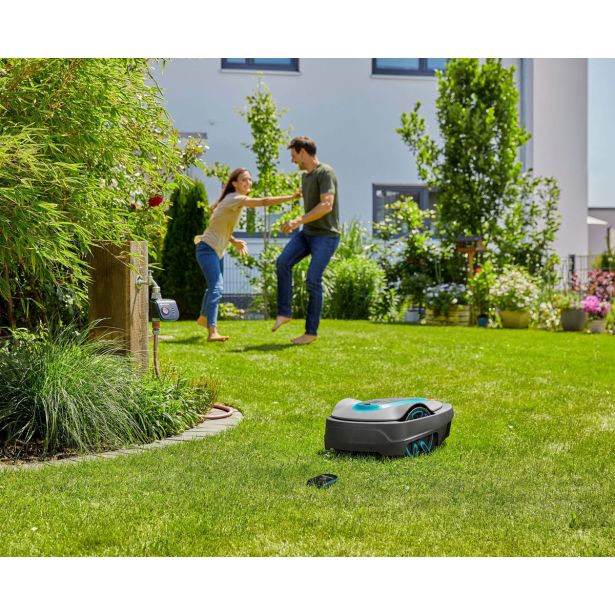 SMART SENZOR ZA POPOLNOMA SAMODEJNO ZALIVANJE VRTA Z APLIKACIJO GARDENA SMART