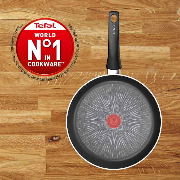 PONEV TEFAL 25 CM FORCE ZA PALAČINKE