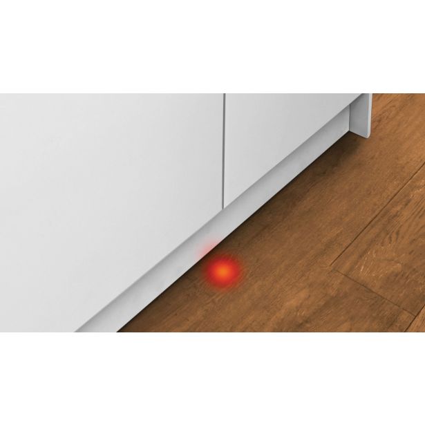 VGRADNI POMIVALNI STROJ BOSCH SMV46KX04E