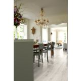 LAMINAT, 7MM, 31. RAZRED EGGER HOME CLASSIC ZERMATT HRAST SVETLI EHL140