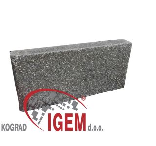 BETONSKA PLOŠČA KOGRAD CEPLJENA MALA ČRNA 40X19.5X5.5