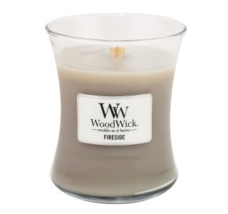 SVEČA V KOZARCU WOODWICK CLASSIC MEDIUM FIRESIDE